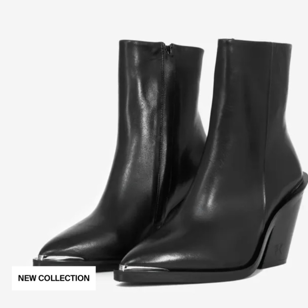 Selling new collection cowboy boots from the Kooples. Size 38. Worn once
